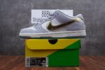 Nike SB Dunk Low Sean Cliver - Image 10