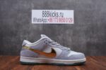 Nike SB Dunk Low Sean Cliver - Image 6