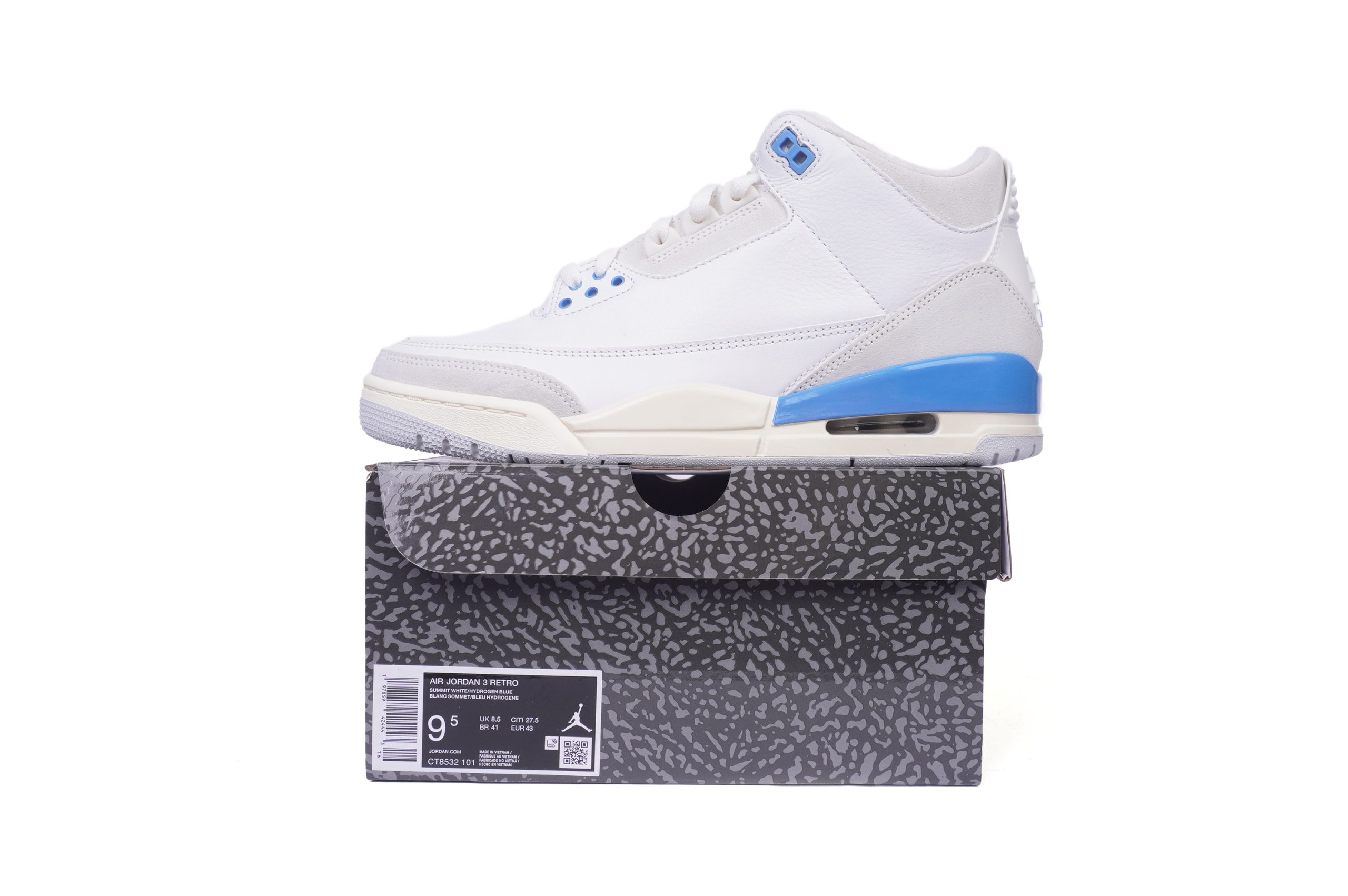 DSC04353-scaled-1 Jordan 3 Retro Lucky Shorts - Image 1