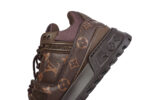 LOUIS VUITTON Trainer Maxi brown - Image 11