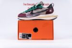 Nike Vaporwaffle Sacai Villain Red Neptune Green - Image 10